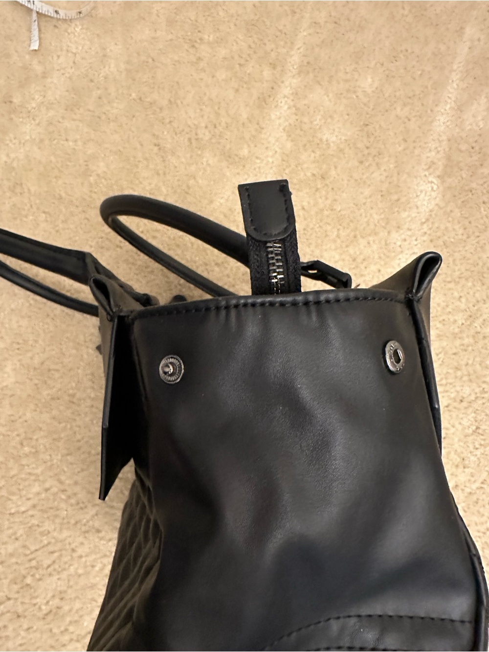 GUESS Black Quilted Large Purse with Top Handle Functional Travel Classy - Picture 10 of 14